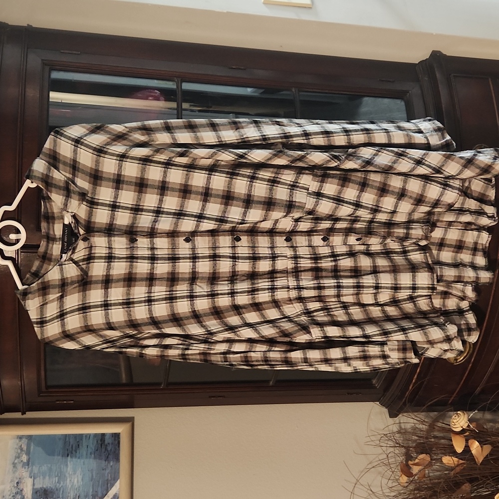 Long sleeve botton up shirt.